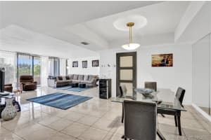 11113 Biscayne Blvd, Miami, FL 33181, Sold 11/10/21