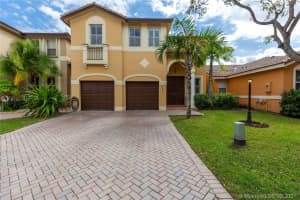 10982 NW 48th Ln, Doral, FL 33178, Sold 06/01/21