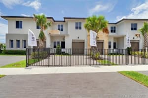 1641 Pioneer Way, Royal Palm Beach, FL 33411, Sold 08/31/21