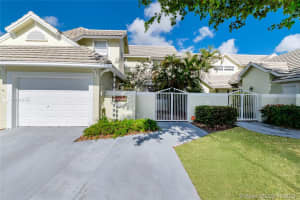 4759 NW 98th Pl, Doral, FL 33178, Sold 06/03/21