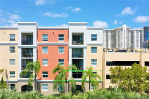 17100 N Bay Rd, Sunny Isles Beach, FL 33160, Sold 06/28/21