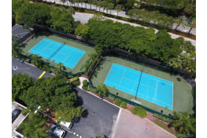 19501 E Country Club Dr, Miami, FL 33180, Sold 06/17/21