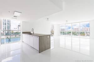 400 Sunny Isles Blvd, Sunny Isles Beach, FL 33160, Sold 08/24/21