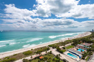 2555 Collins Ave, Miami, FL 33140, Sold 11/30/21