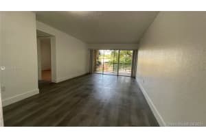 4235 N University Dr, Sunrise, FL 33351, Sold 05/28/21