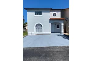 8325 NW 186th St, Hialeah, FL 33015, Sold 05/07/21