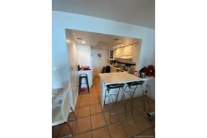 345 Ocean Dr, Miami Beach, FL 33139, Sold 07/16/21