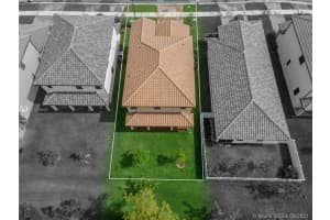5107 NW 52nd St, Tamarac, FL 33319, Sold 06/29/21