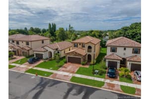 5107 NW 52nd St, Tamarac, FL 33319, Sold 06/29/21
