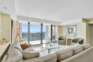 1905 N Ocean Blvd # Pha, Fort Lauderdale, FL 33305, Sold 05/21/21