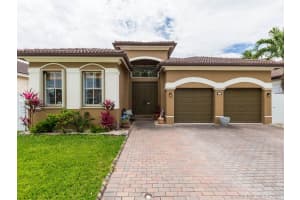 8812 NW 179 Ln, Hialeah, FL 33018, Sold 05/07/21