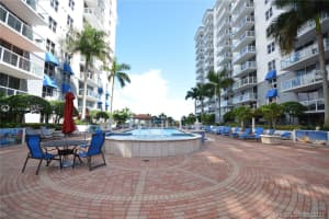 5085 NW 7th St, Miami, FL 33126, Sold 07/06/21
