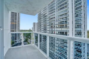 20515 E Country Club Dr, Aventura, FL 33180, Sold 06/03/21