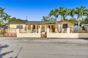 16815 NW 73rd Ct, Hialeah, FL 33015, Sold 05/12/21
