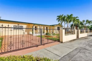 16815 NW 73rd Ct, Hialeah, FL 33015, Sold 05/12/21