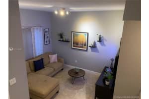 17908 NW 74th Ct, Hialeah, FL 33015, Sold 05/13/21