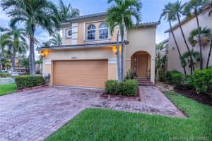 3030 NE 208th St, Miami, FL 33180, Sold 05/28/21
