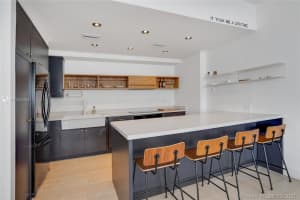 600 NE 36th St APT T3, Miami, FL 33137, Sold 05/12/21