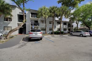 7235 NW 179th St, Hialeah, FL 33015, Sold 05/07/21