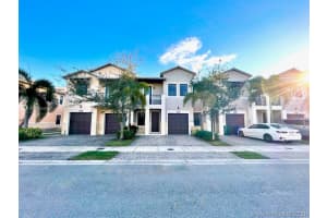 10452 NW 61st St, Doral, FL 33178, Sold 05/25/21