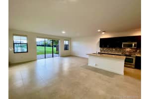 10452 NW 61st St, Doral, FL 33178, Sold 05/25/21