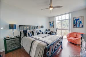 9725 NW 52nd St, Doral, FL 33178, Sold 08/25/21