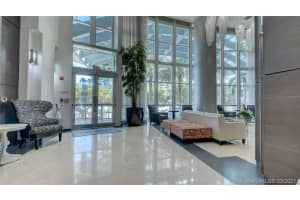 1155 Brickell Bay Dr, Miami, FL 33131, Sold 06/04/21
