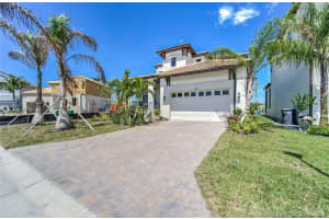 1006 Seagrape Dr, Ruskin, FL 33570, Sold 08/19/21