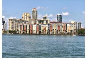17100 N Bay Rd, Sunny Isles Beach, FL 33160, Sold 08/10/21