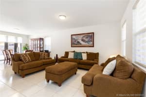 9848 NW 10 Terrace, Miami, FL 33172, Sold 05/11/21
