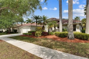 370 Mallard Rd, Weston, FL 33327, Sold 05/03/21