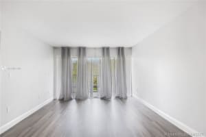 706 NW 87th Ave, Miami, FL 33172, Sold 05/14/21