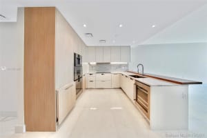 15701 Collins Ave, North Miami Beach, FL 33160, Sold 06/07/21