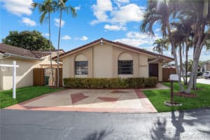 7555 SW 112th Ct, Miami, FL 33173, Sold 11/10/21