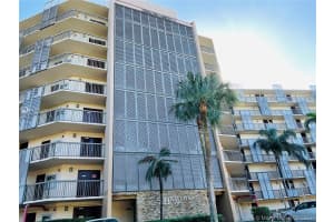 3301 N Country Club Dr, Miami, FL 33180, Sold 07/09/21