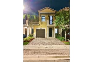 5950 NW 104th Ct, Doral, FL 33178, Sold 05/17/21