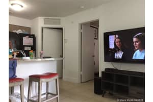 17520 NW 67th Pl j3, Hialeah, FL 33015, Sold 08/20/21