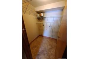 17912 NW 68th Ave, Hialeah, FL 33015, Sold 05/18/21
