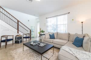 420 NE 35th Ct, Oakland Park, FL 33334, Sold 09/03/21