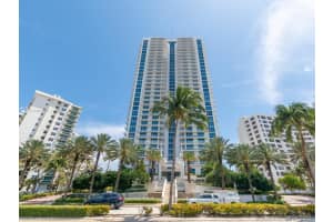3101 S Ocean Dr, Hallandale Beach, FL 33009, Sold 09/13/21