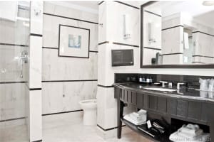 4391 Collins Ave, Miami Beach, FL 33140, Sold 06/23/21