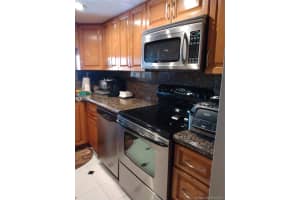 9400 W Flagler St, Miami, FL 33174, Sold 08/06/21