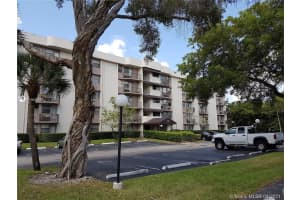 2771 Riverside Dr, Coral Springs, FL 33065, Sold 05/06/21