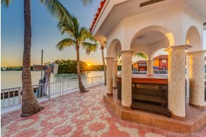326 Atlantic Isle, Sunny Isles Beach, FL 33160, Sold 06/15/21