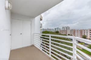 Le Frontenac, 17801 N Bay Rd, Sunny Isles Beach, FL 33160, Sold 05/21/21