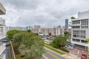 Le Frontenac, 17801 N Bay Rd, Sunny Isles Beach, FL 33160, Sold 05/21/21