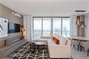 4010 S Ocean Dr r2901, Hollywood, FL 33019, Sold 01/20/22