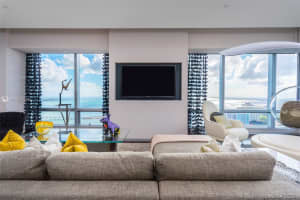 1425 Brickell Ave #65b, Miami, FL 33131, Sold 06/28/21