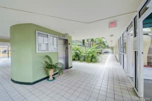8320 NW 8th St, Miami, FL 33126, Sold 06/08/21