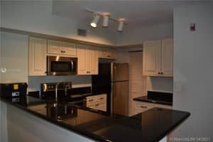 2640 S University Dr, Davie, FL 33328, Sold 05/14/21
